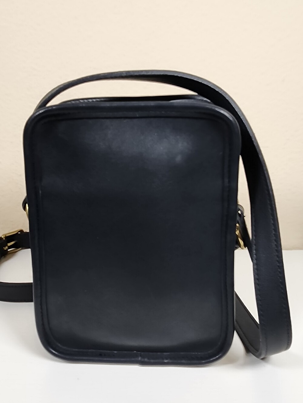 Vintage Coach Navy Kit Bag #9973 - Picture 8 of 12